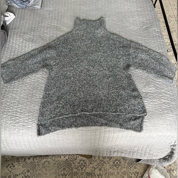 Zara Heather Gray Cowl Neck 3/4 Sleeve Sweater - Picture 1 of 3